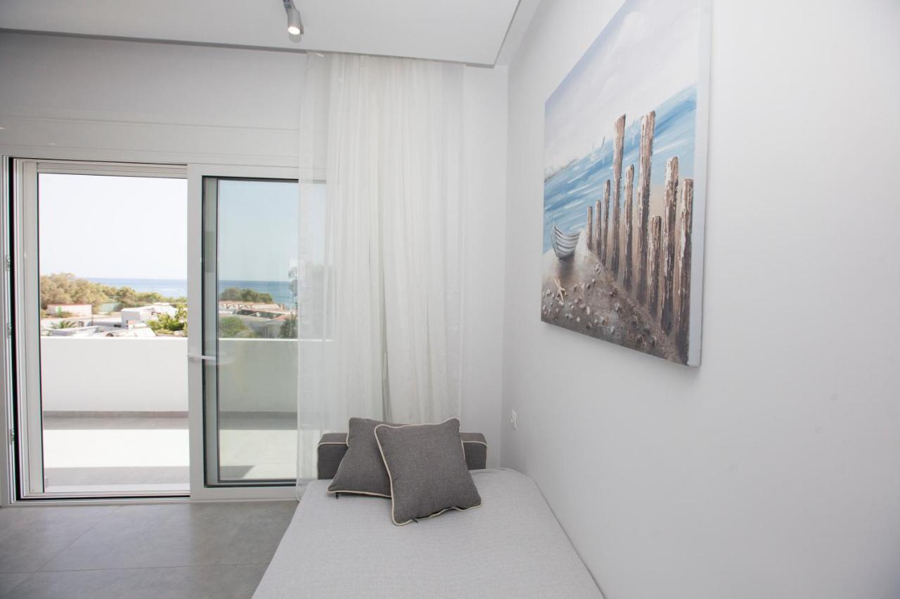 The Azure Blue Apt ฟาลิรากี ภายนอก รูปภาพ